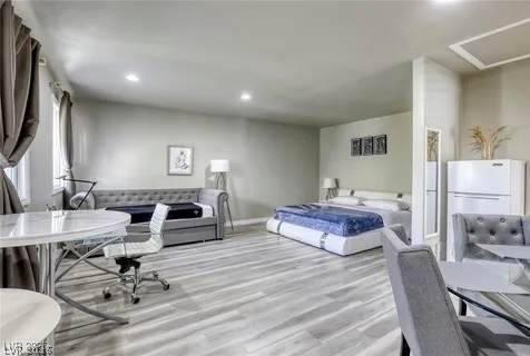 4068 Spitze Drive Las Vegas NV 89103