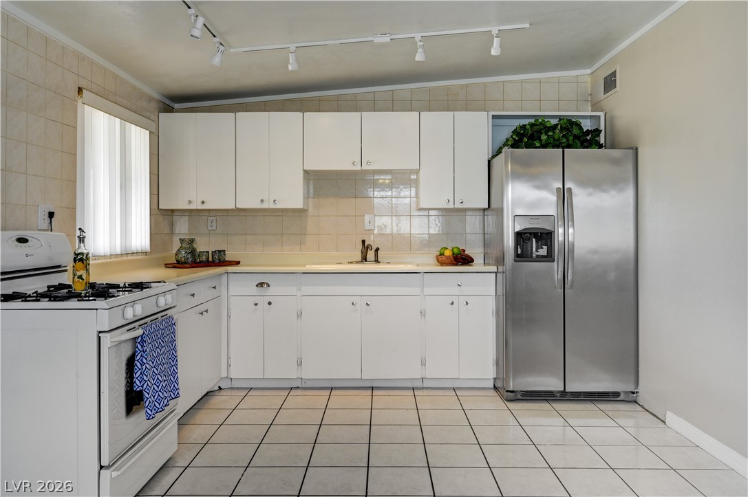 1716 Belmont Street North Las Vegas NV 89030