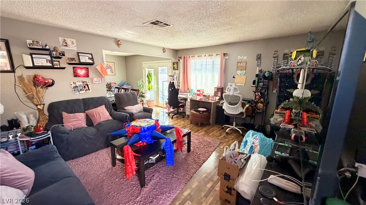 5775 Blue Sea Street Las Vegas NV 89110