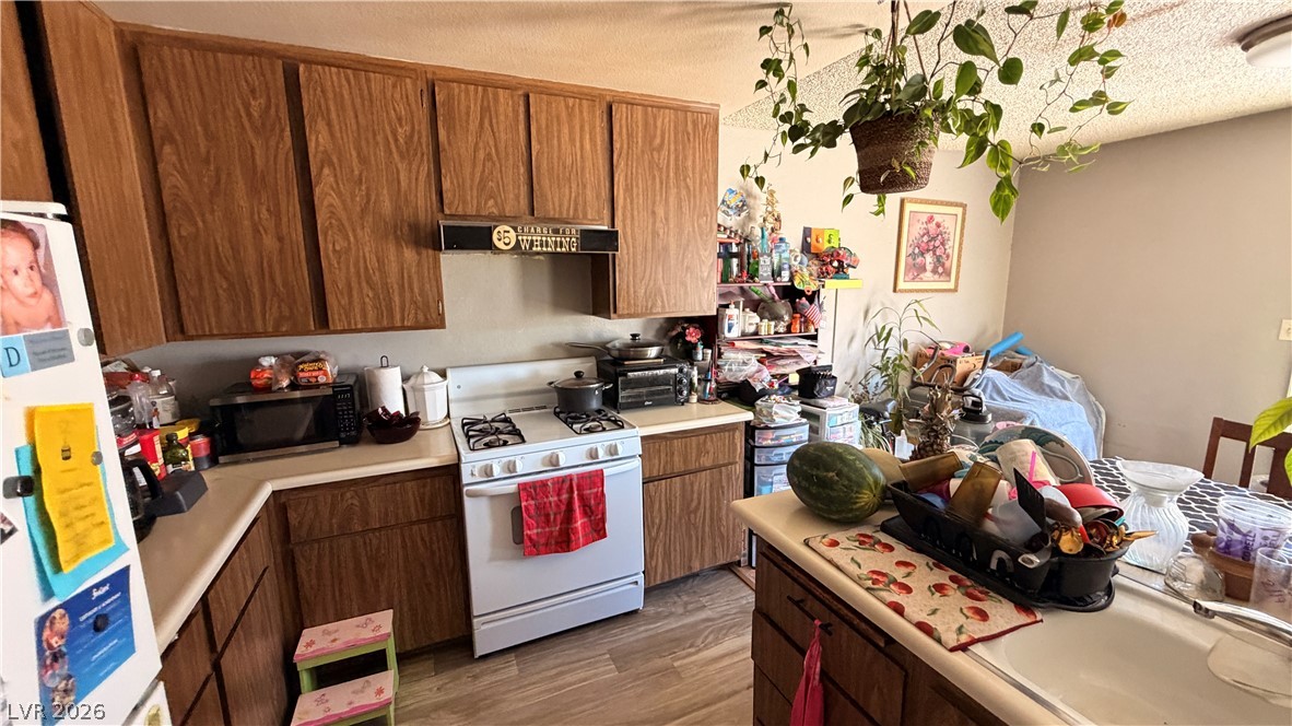 5775 Blue Sea Street Las Vegas NV 89110
