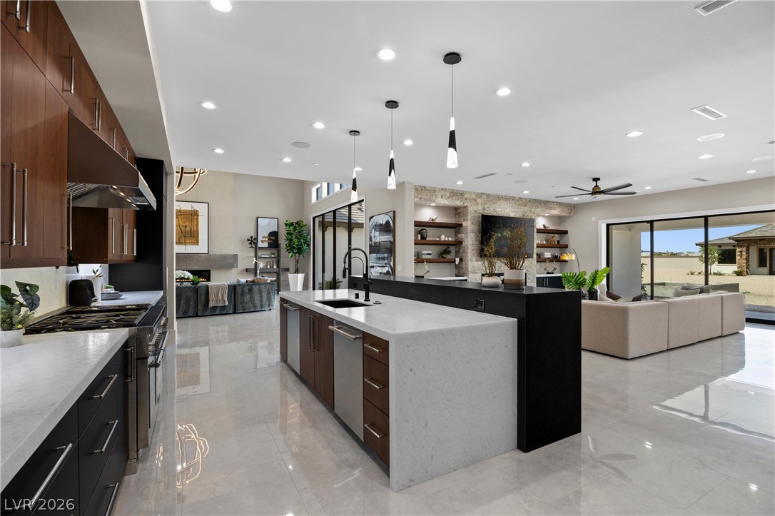 4290 West Ford Avenue Las Vegas NV 89139