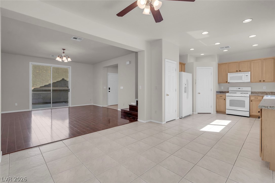 8833 Salvestrin Point Avenue Las Vegas NV 89148