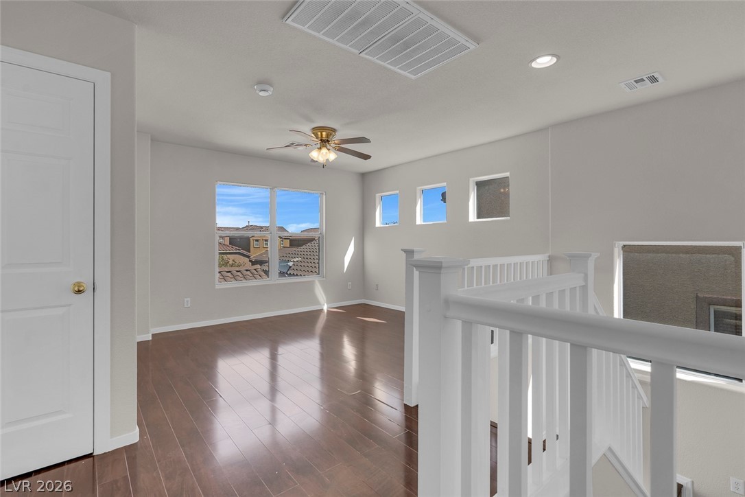 8833 Salvestrin Point Avenue Las Vegas NV 89148