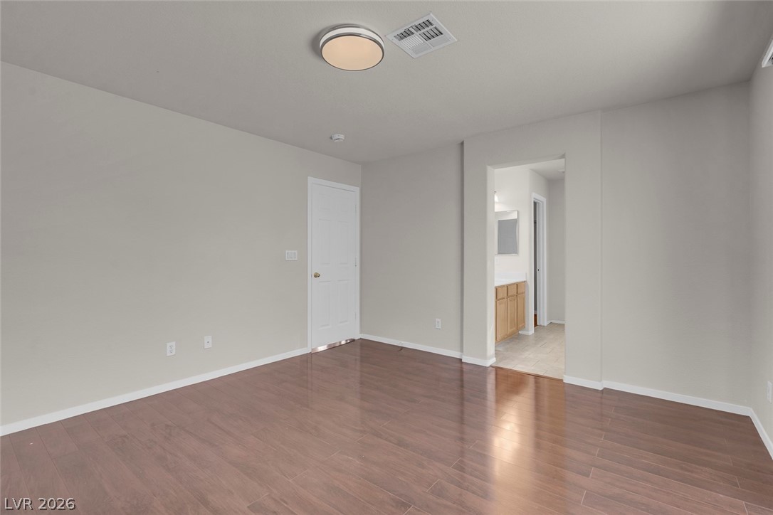 8833 Salvestrin Point Avenue Las Vegas NV 89148