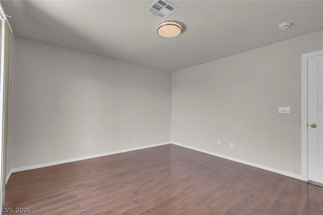 8833 Salvestrin Point Avenue Las Vegas NV 89148