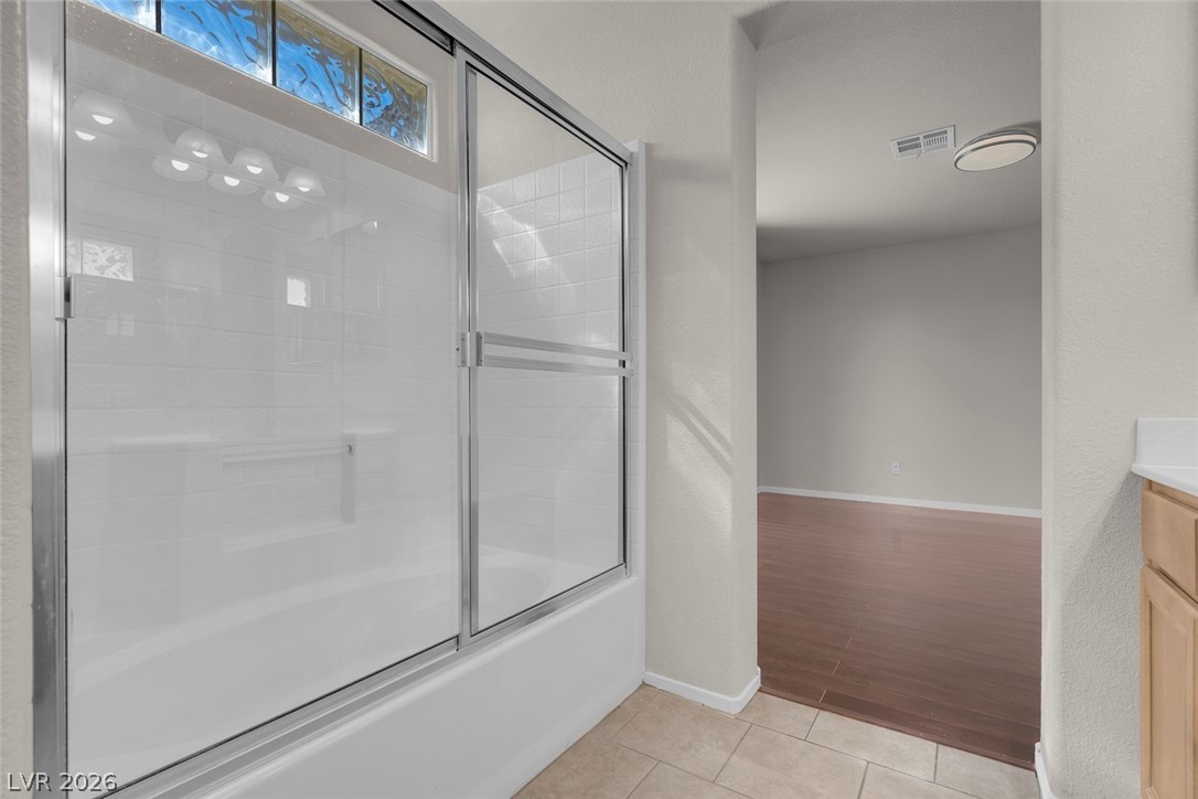 8833 Salvestrin Point Avenue Las Vegas NV 89148