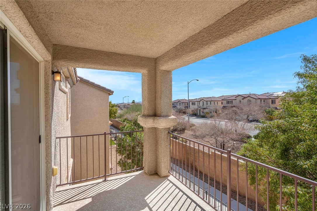 8833 Salvestrin Point Avenue Las Vegas NV 89148
