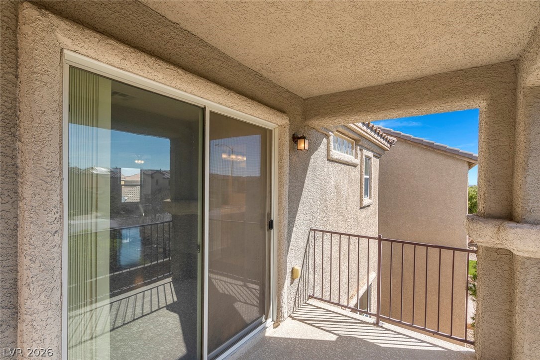 8833 Salvestrin Point Avenue Las Vegas NV 89148