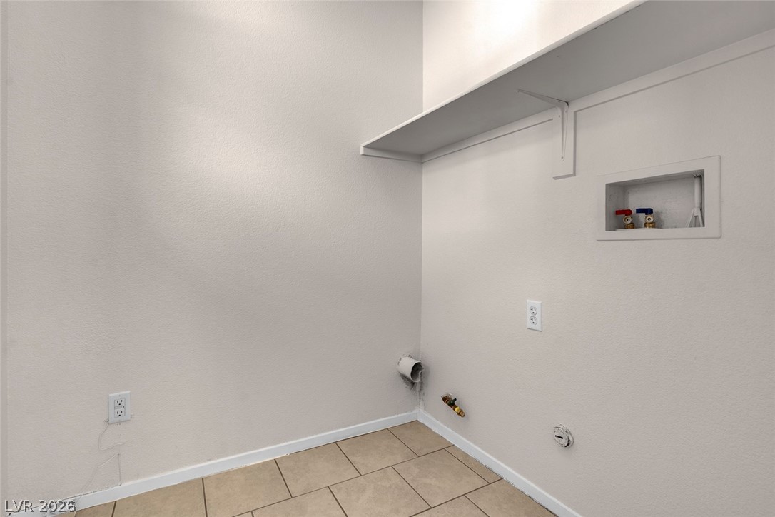 8833 Salvestrin Point Avenue Las Vegas NV 89148
