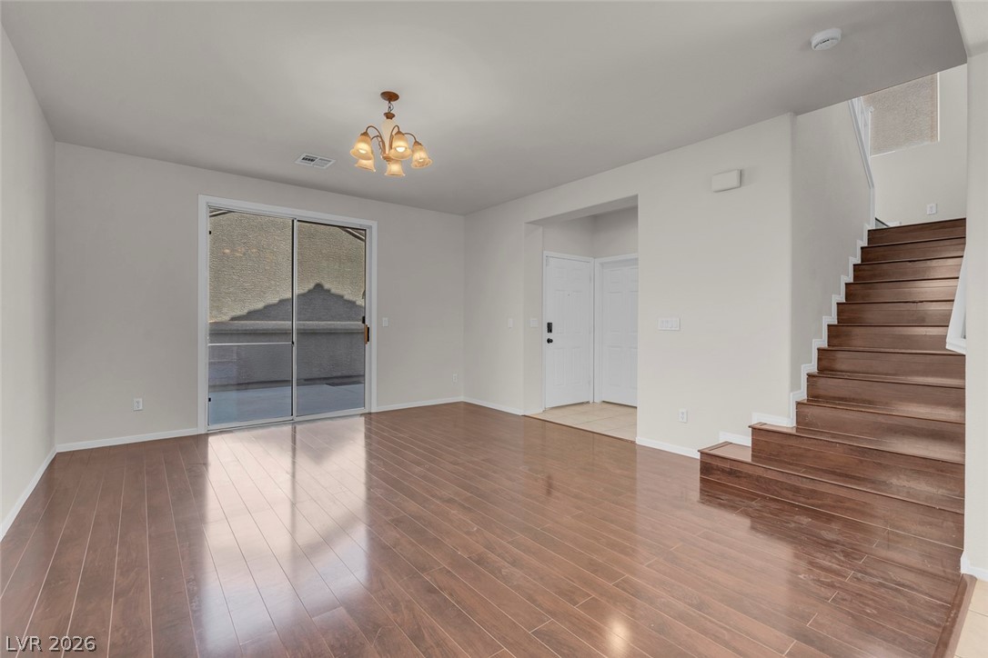8833 Salvestrin Point Avenue Las Vegas NV 89148