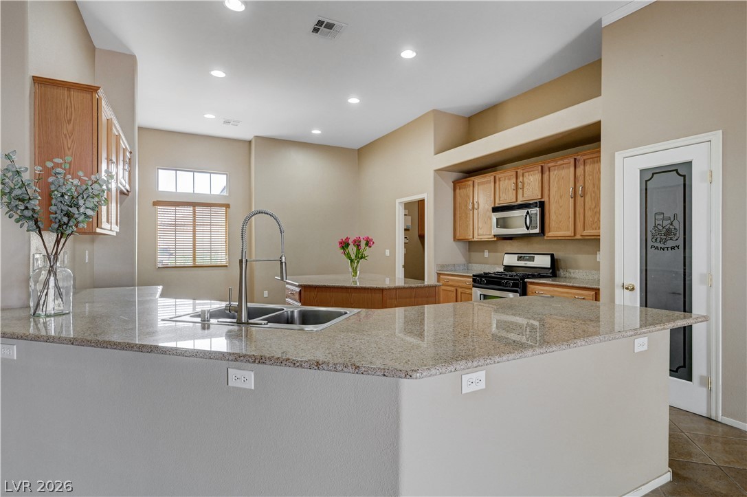 916 Kevin Baker Avenue North Las Vegas NV 89086