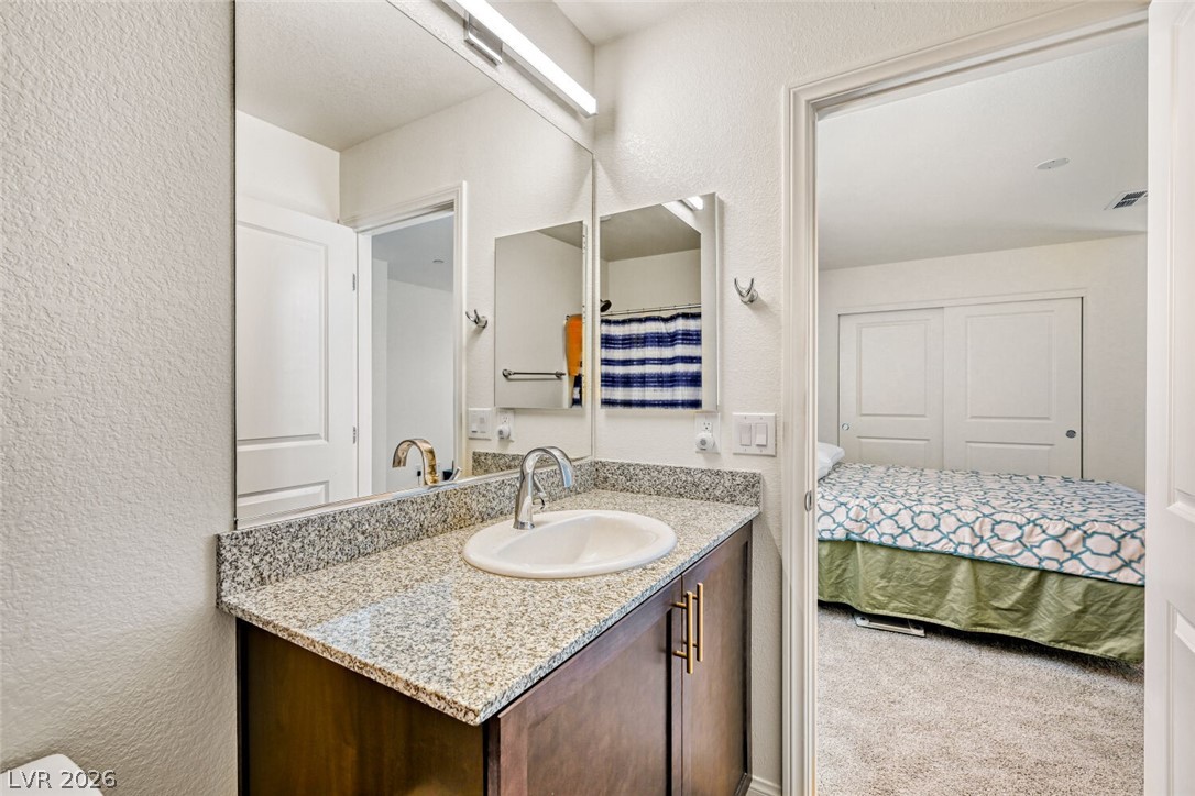 2758 Champagne Gold Avenue North Las Vegas NV 89086