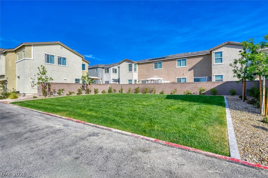 2758 Champagne Gold Avenue North Las Vegas NV 89086