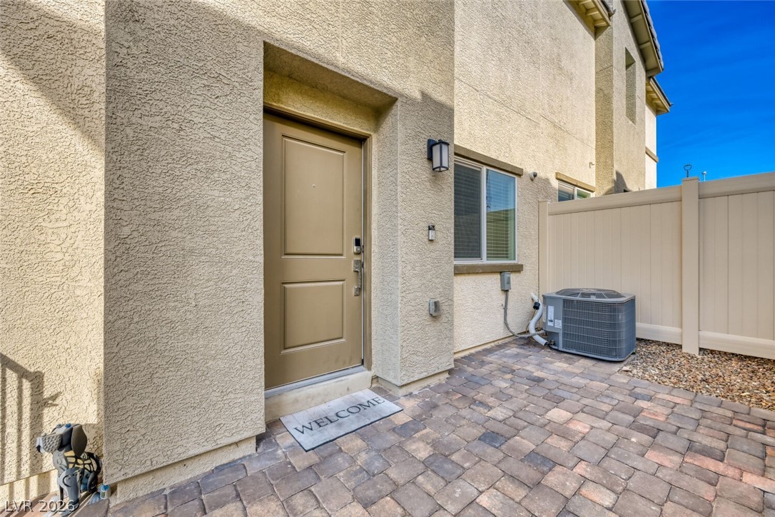 2758 Champagne Gold Avenue North Las Vegas NV 89086