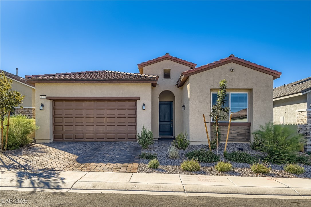 829 Purser Street Henderson NV 89011