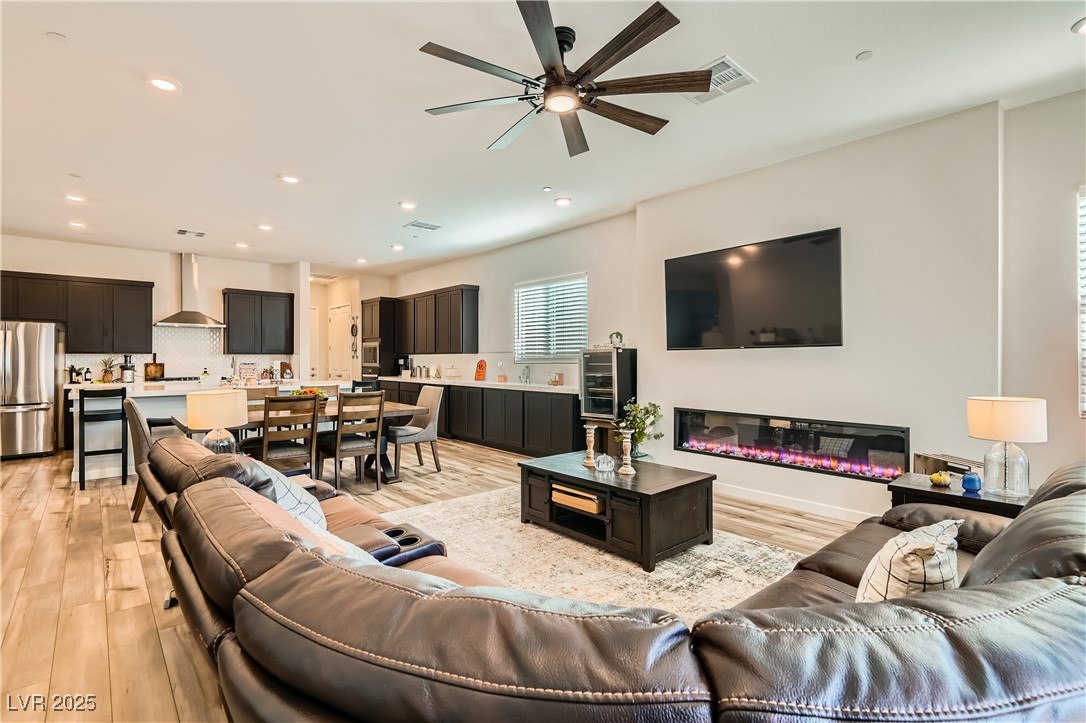 829 Purser Street Henderson NV 89011