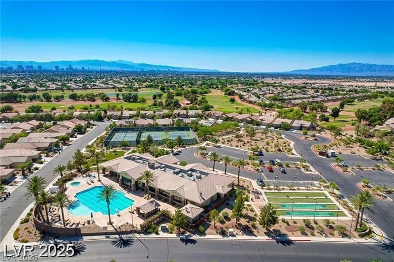 3385 Blue Ribbon Downs Street Las Vegas NV 89122