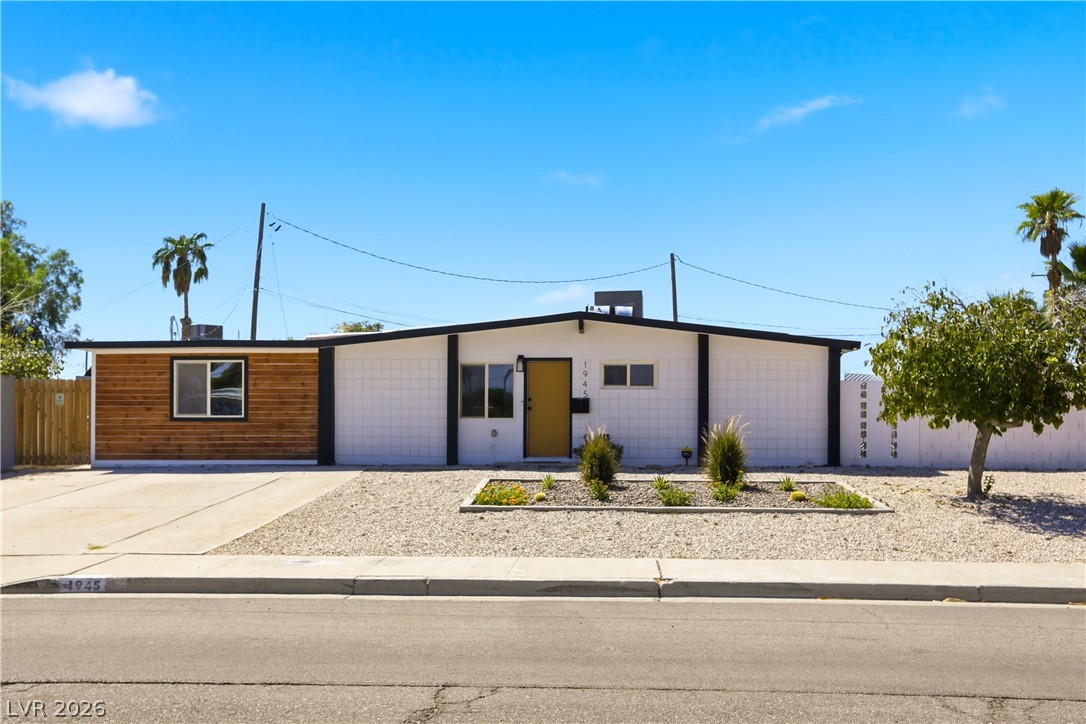 1945 Palma Vista Avenue Las Vegas NV 89169