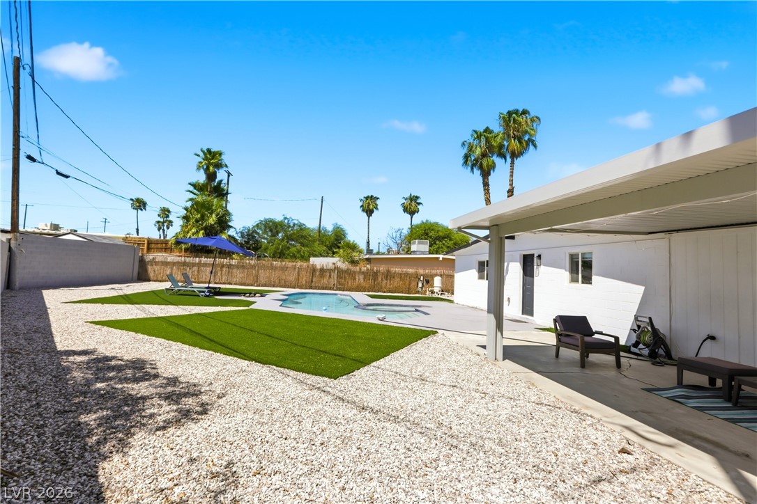 1945 Palma Vista Avenue Las Vegas NV 89169