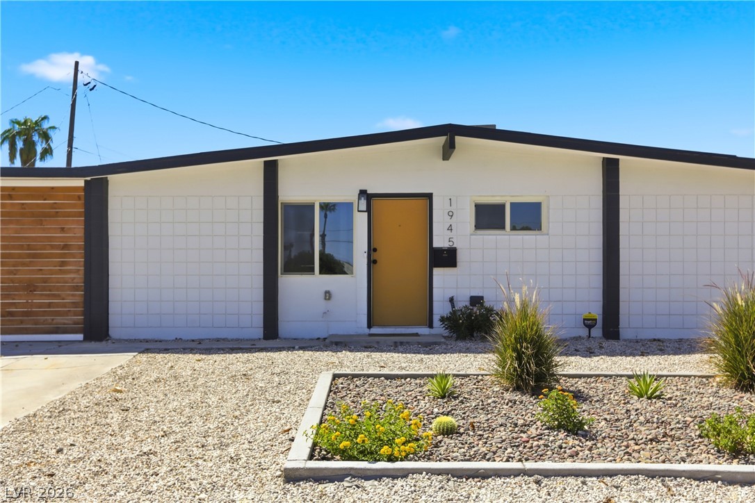 1945 Palma Vista Avenue Las Vegas NV 89169