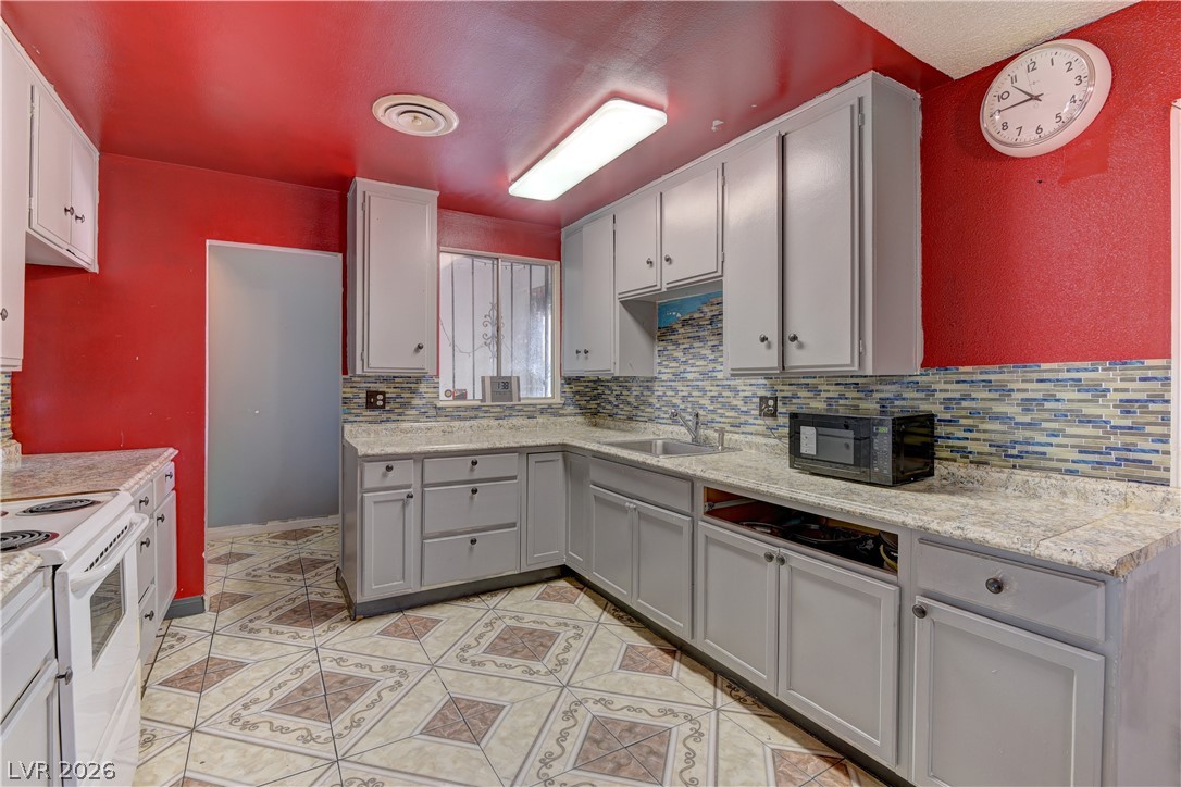 6217 Clarice Avenue Las Vegas NV 89107