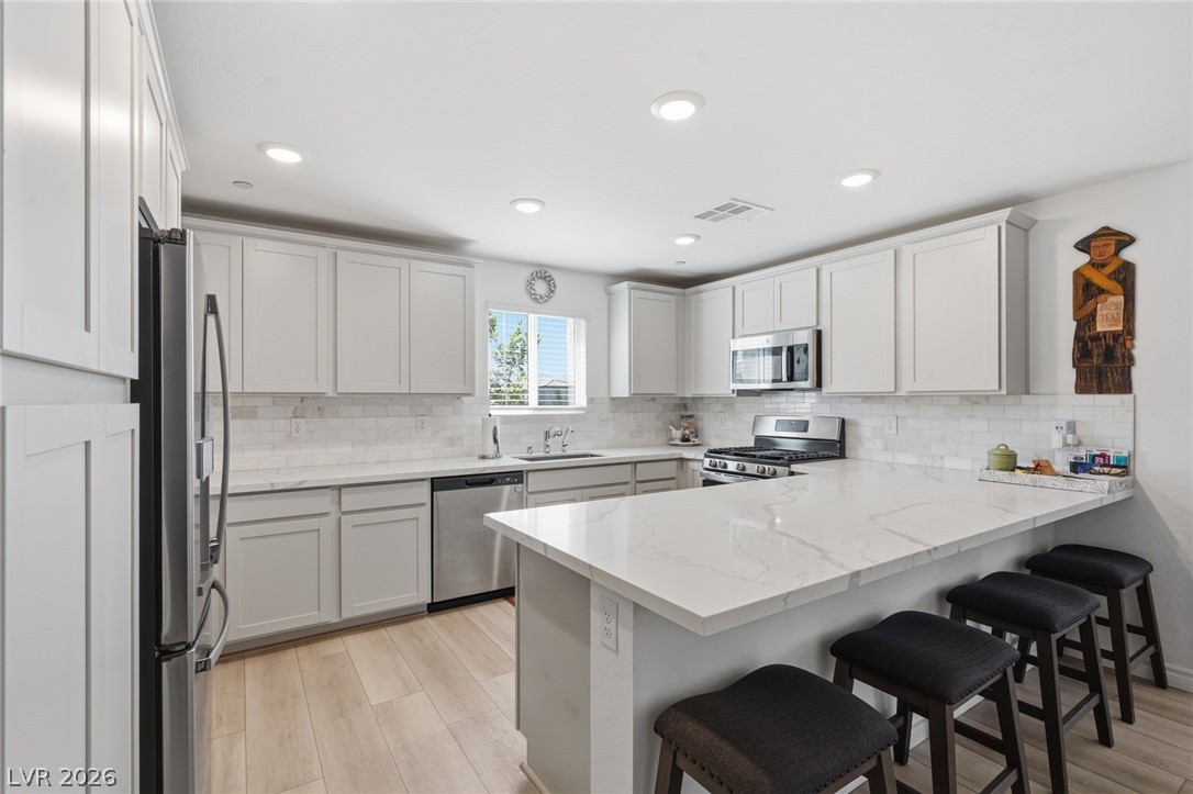 6138 Foxes Dale Street Las Vegas NV 89166