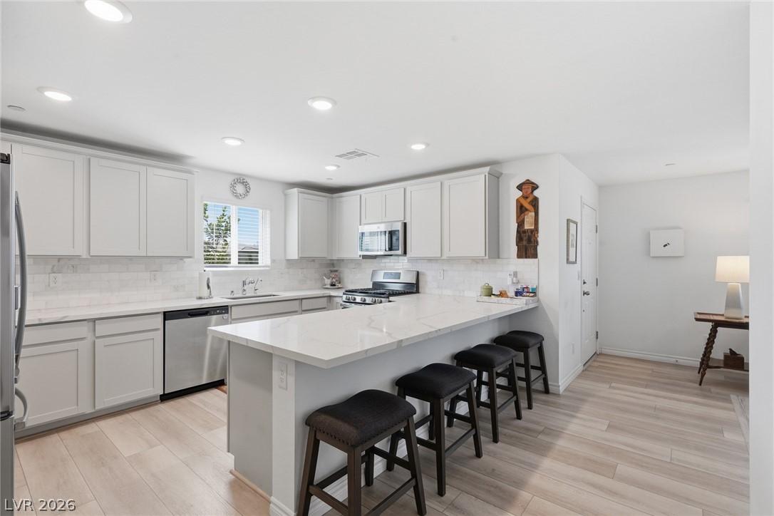 6138 Foxes Dale Street Las Vegas NV 89166