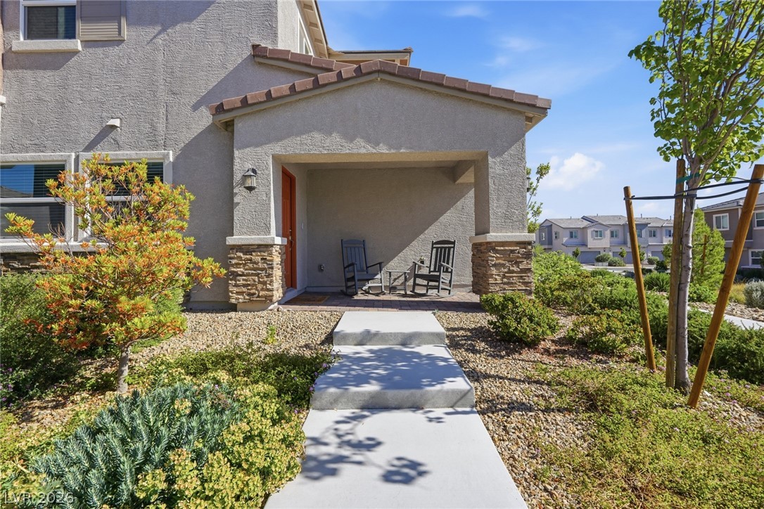 6138 Foxes Dale Street Las Vegas NV 89166