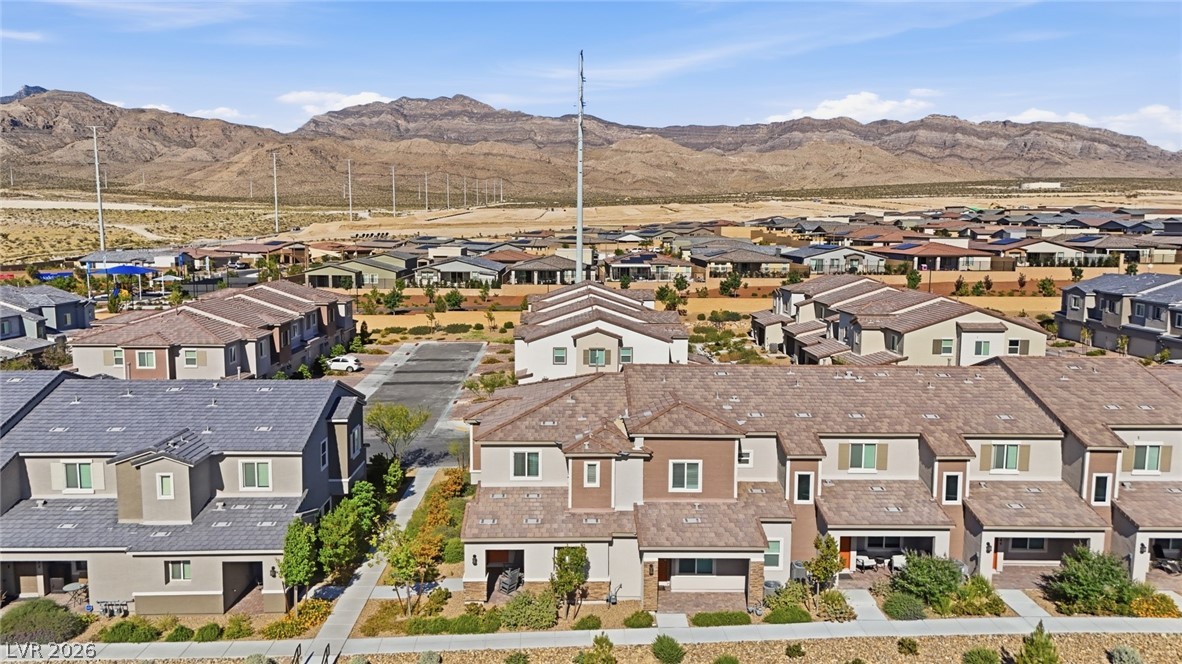 6138 Foxes Dale Street Las Vegas NV 89166