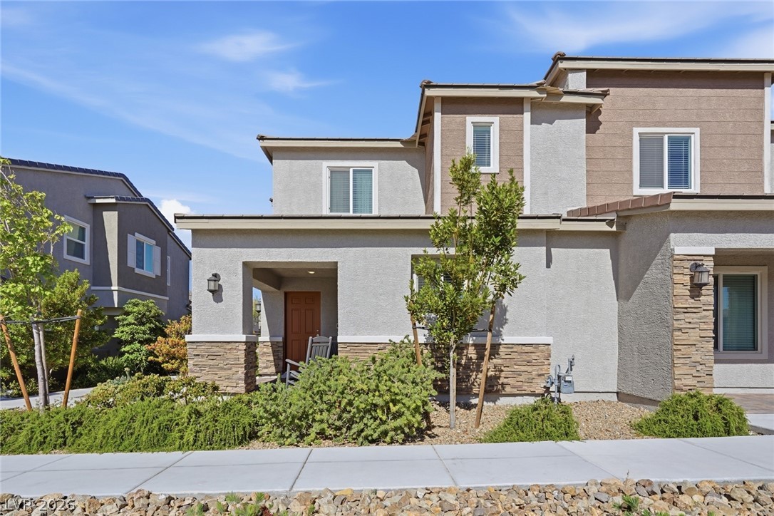 6138 Foxes Dale Street Las Vegas NV 89166