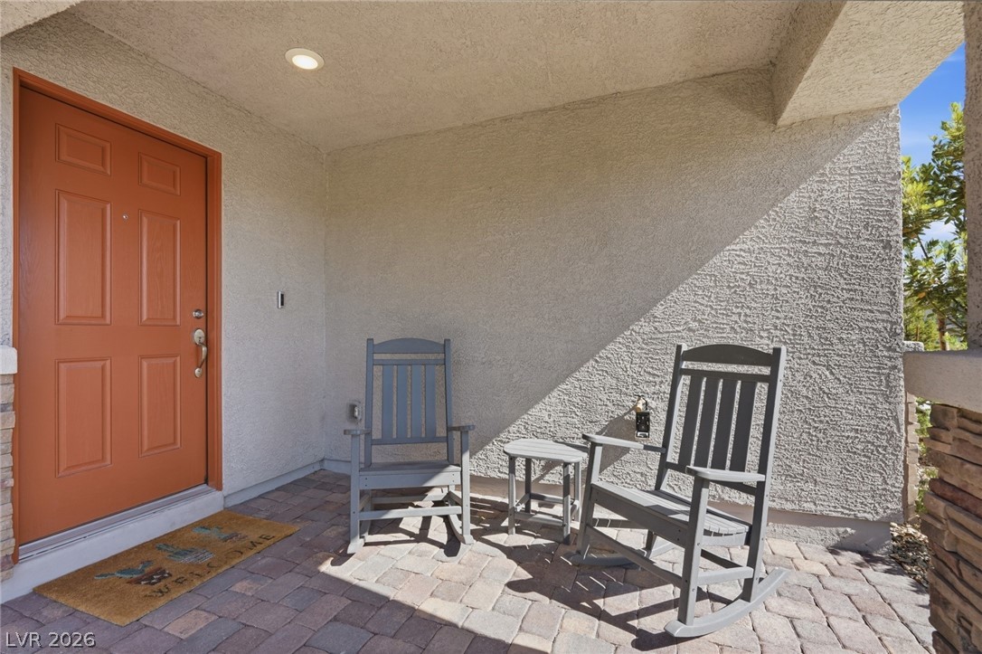 6138 Foxes Dale Street Las Vegas NV 89166