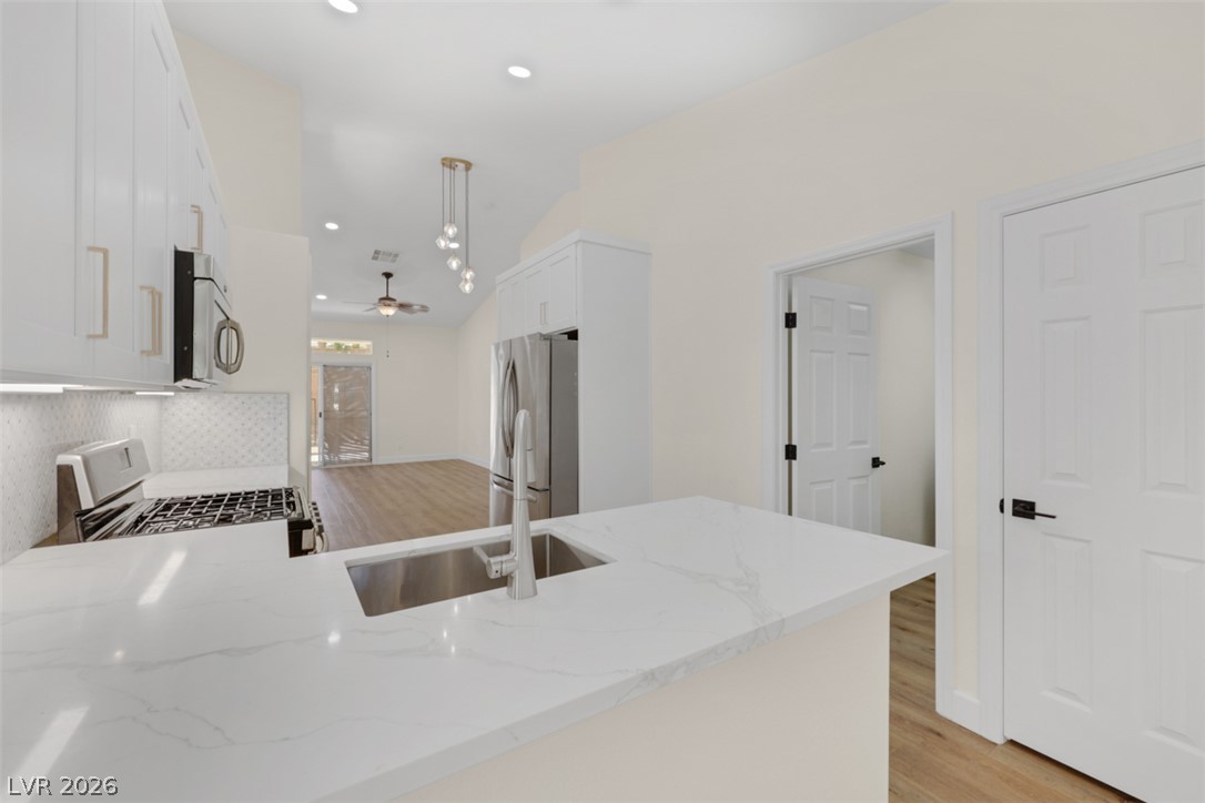 1705 Eagle Peak Way Las Vegas NV 89134