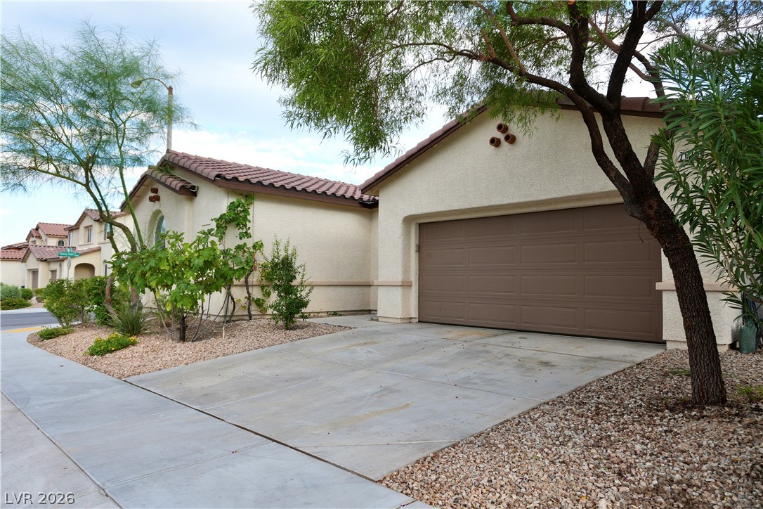 7675 Tierra Montanosa Avenue Las Vegas NV 89179