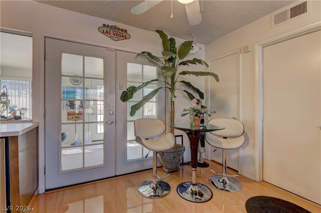 7027 Westbrook Avenue Las Vegas NV 89147