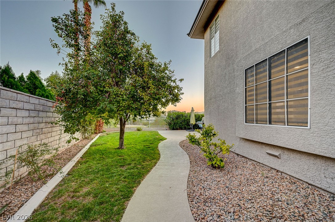 2482 Ram Crossing Way Henderson NV 89074