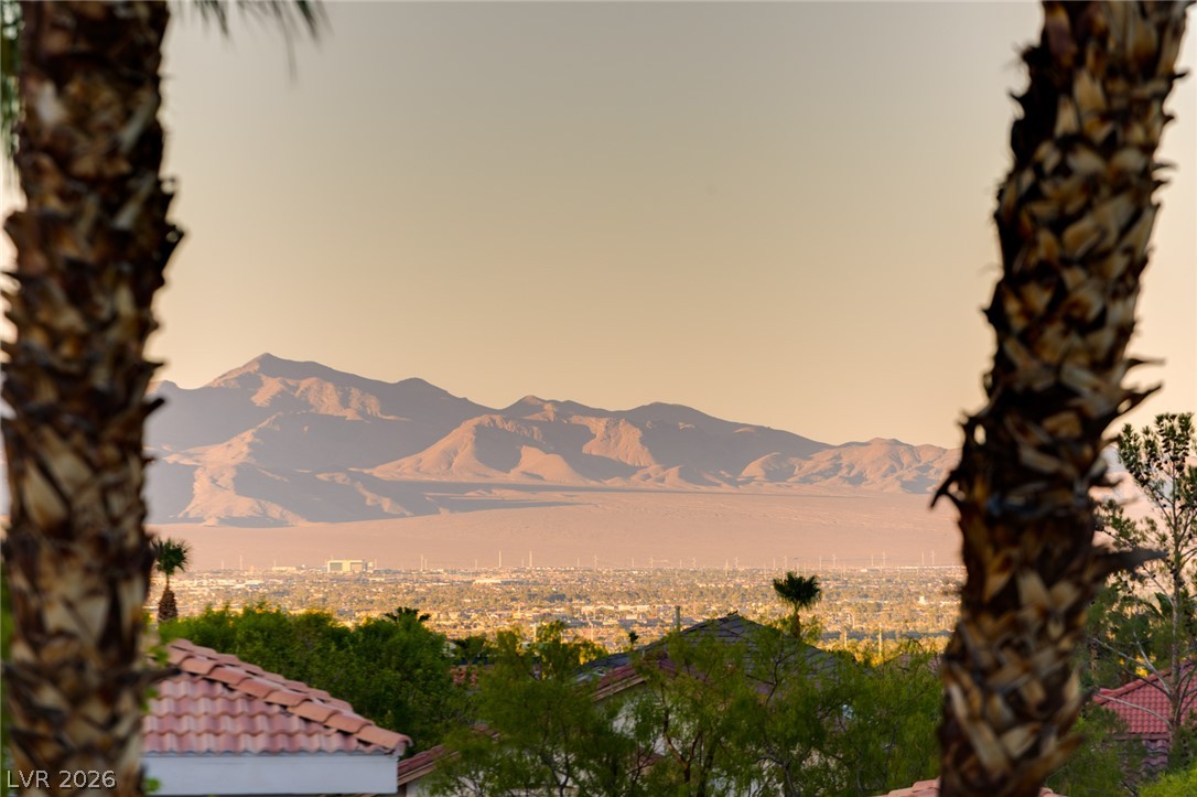 2004 Slow Wind Street Las Vegas NV 89134