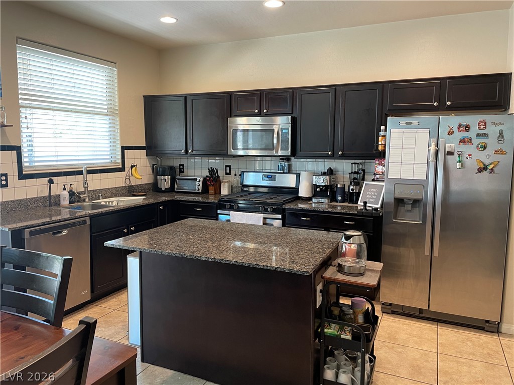7068 Ipe Wood Road Las Vegas NV 89148