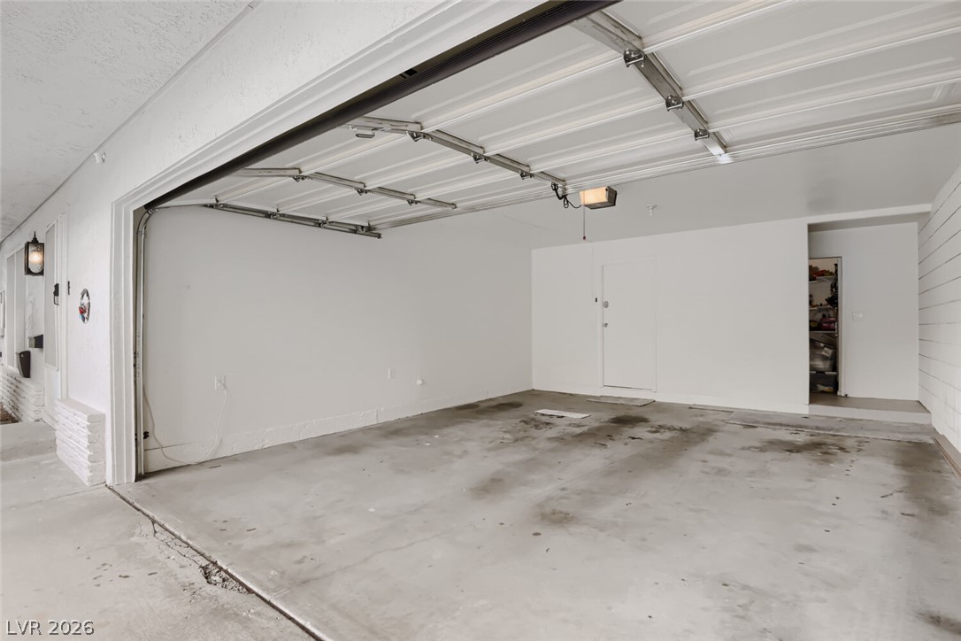 3827 Cavalry Street Las Vegas NV 89121