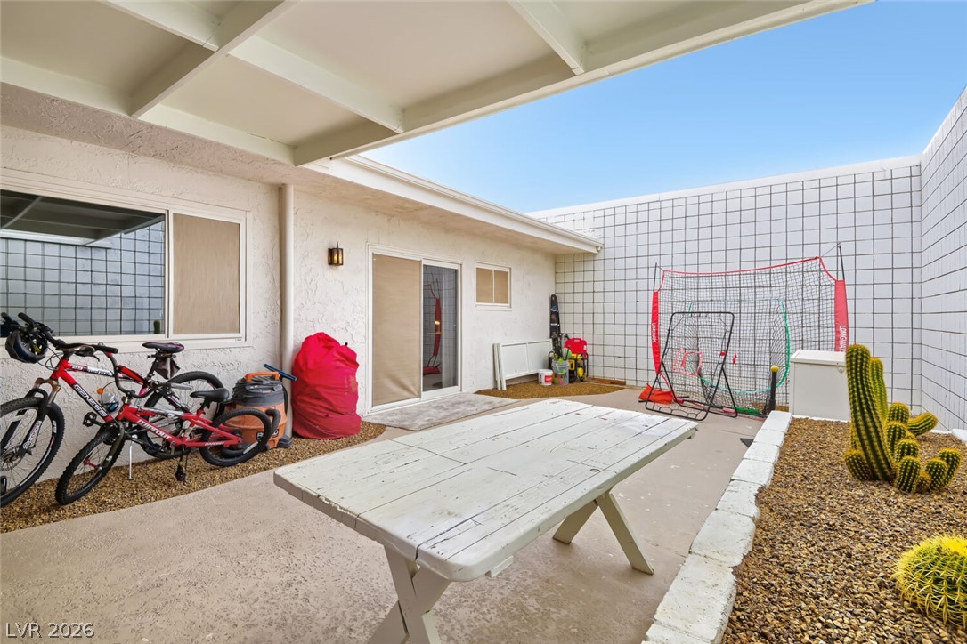 3827 Cavalry Street Las Vegas NV 89121