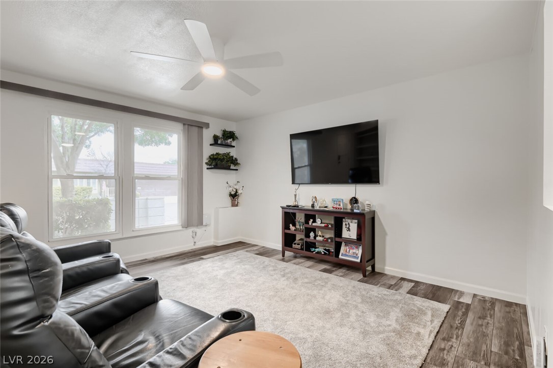 3827 Cavalry Street Las Vegas NV 89121