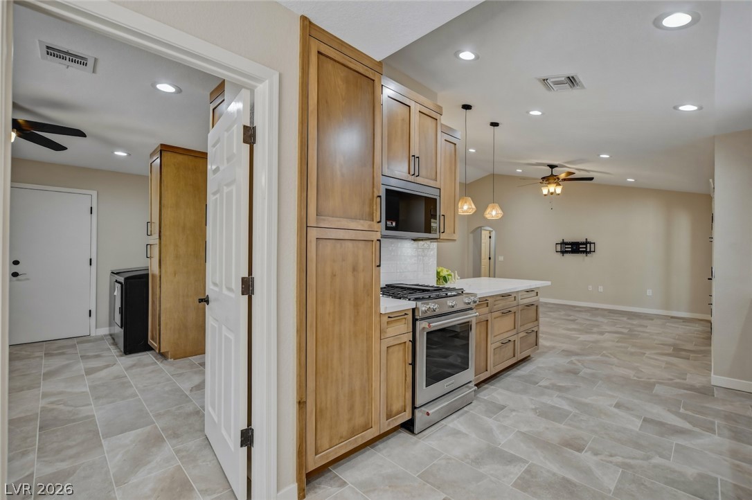 2733 Mccoy Drive Las Vegas NV 89134