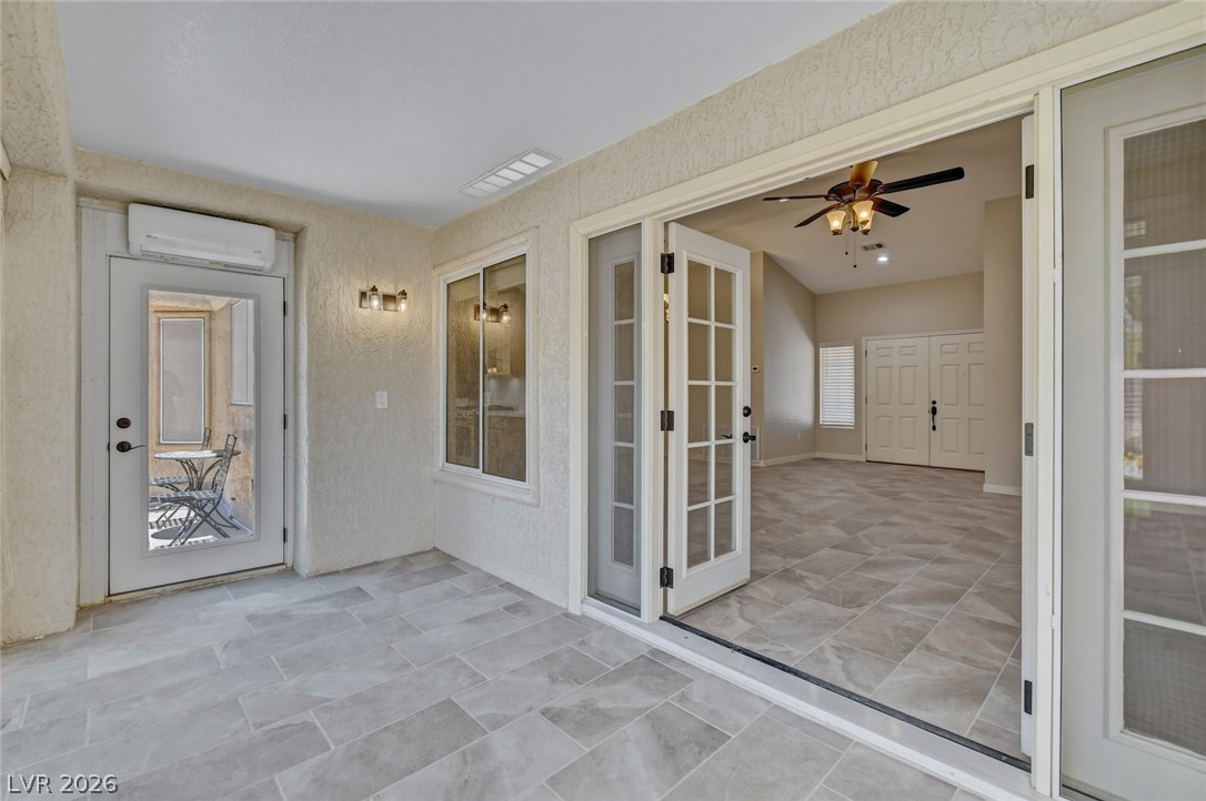 2733 Mccoy Drive Las Vegas NV 89134