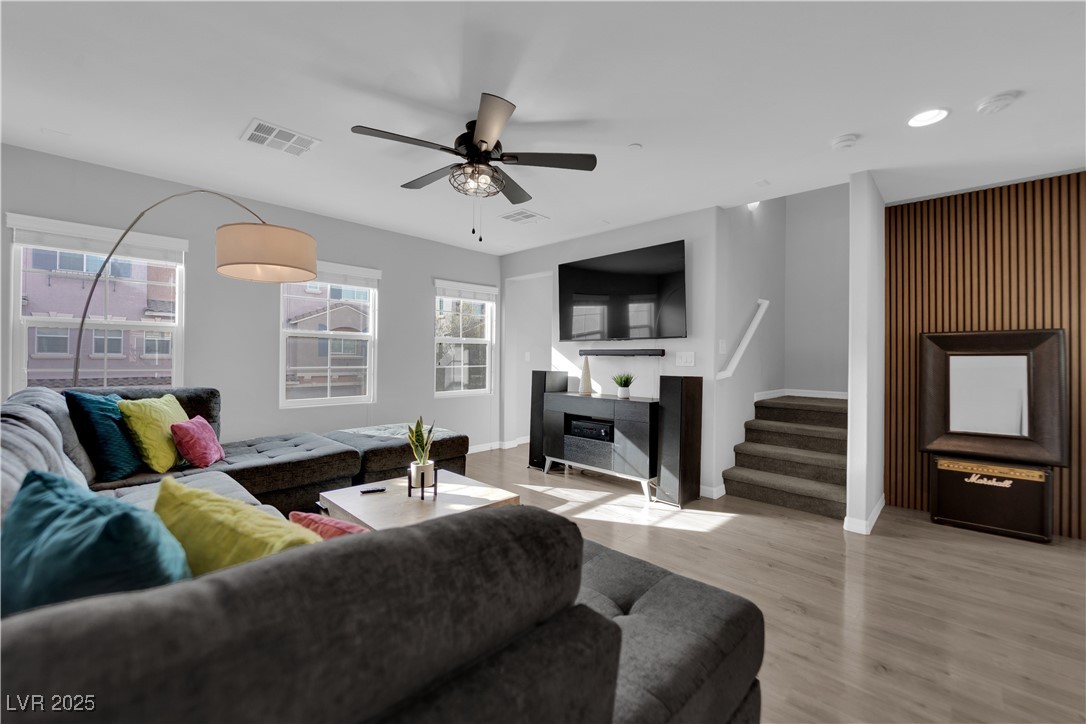9956 Sable Point Street Las Vegas NV 89178