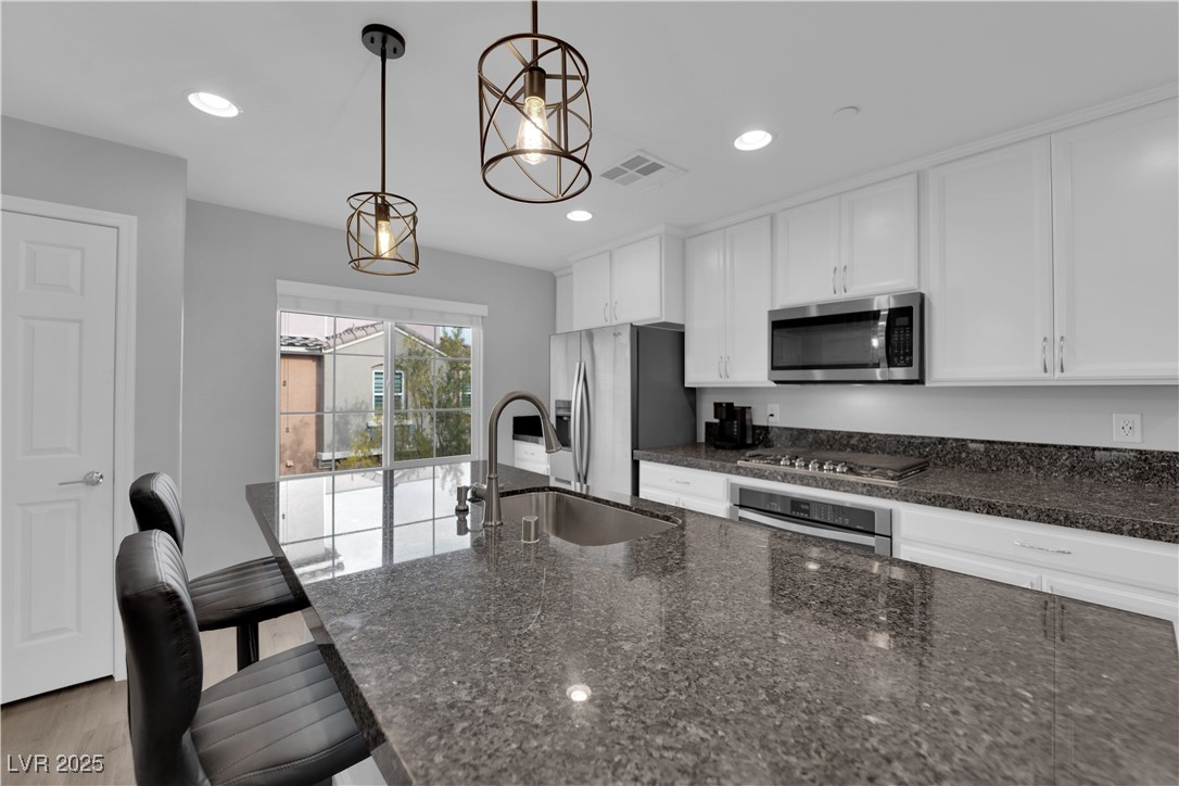 9956 Sable Point Street Las Vegas NV 89178