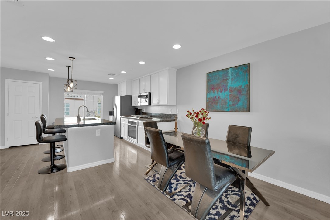 9956 Sable Point Street Las Vegas NV 89178