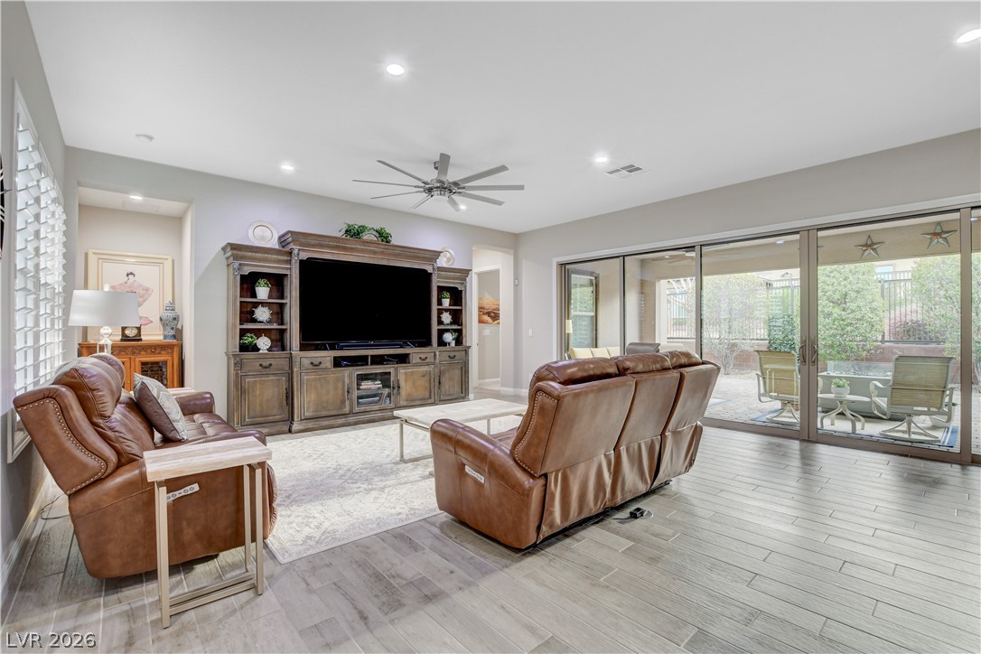 6709 Titanium Crest Street Las Vegas NV 89148