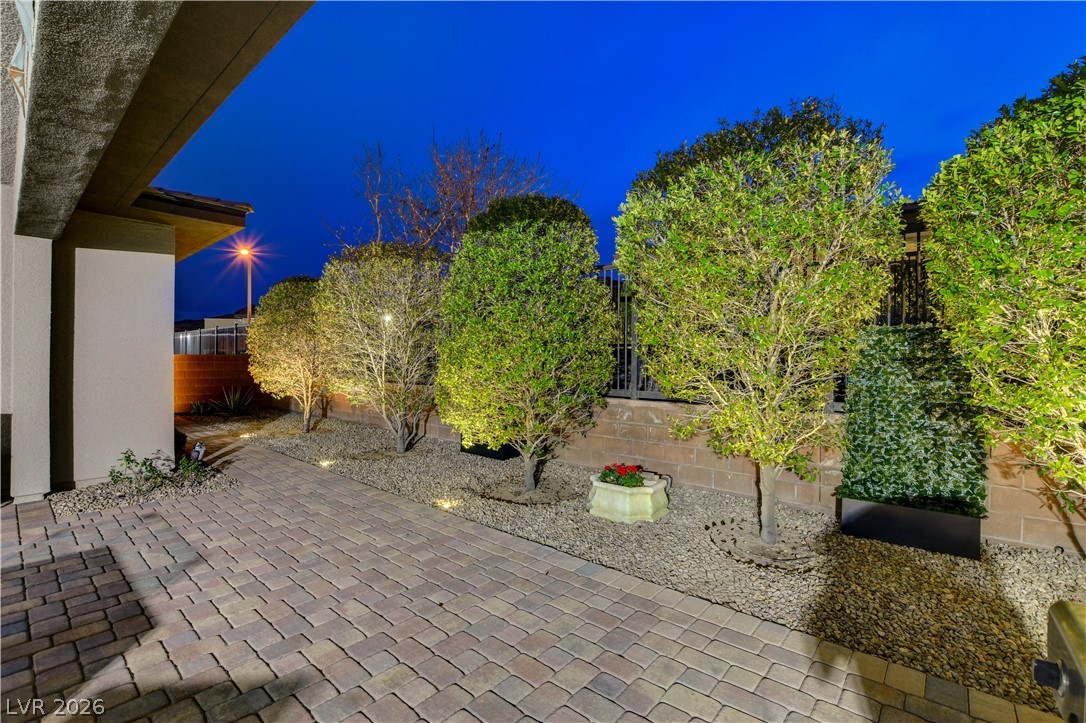 6709 Titanium Crest Street Las Vegas NV 89148