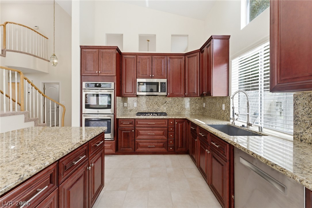 20 Staghorn Street Henderson NV 89012