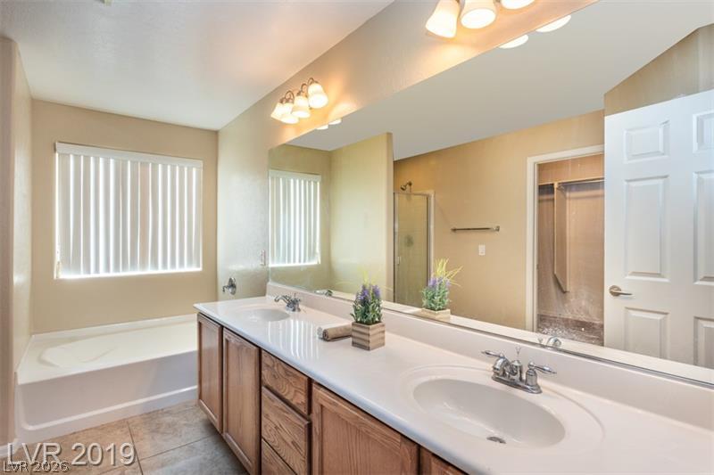4420 Penguin Avenue North Las Vegas NV 89084