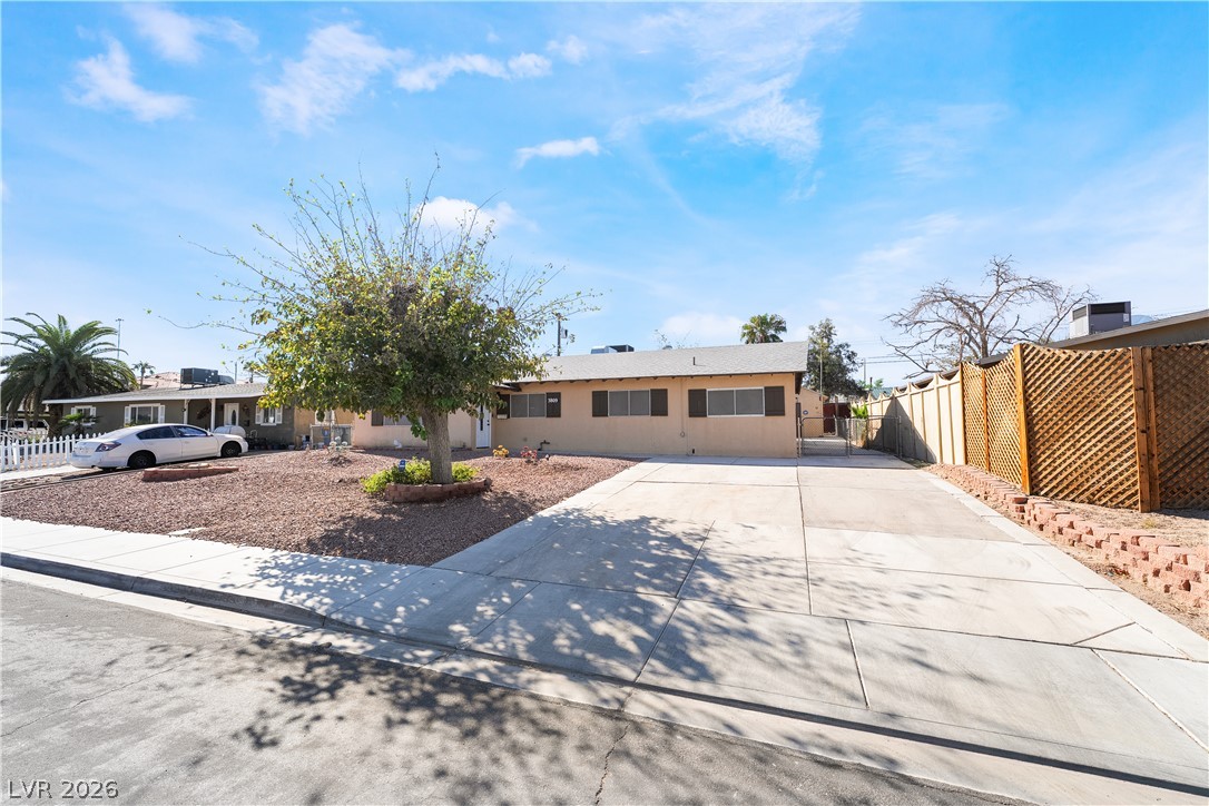 3809 Millwood Avenue Las Vegas NV 89121